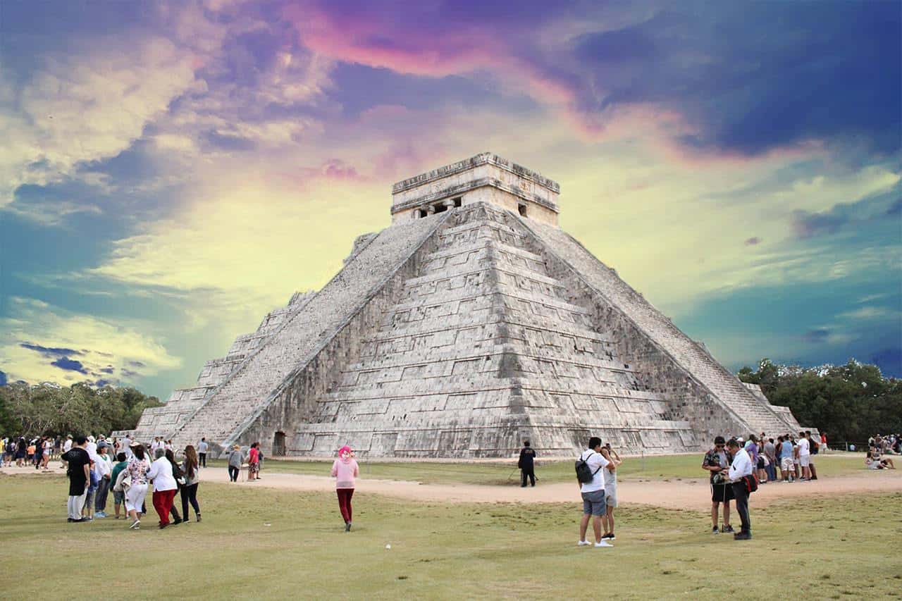 En este momento estás viendo 10 Datos Curiosos sobre Chichén Itzá